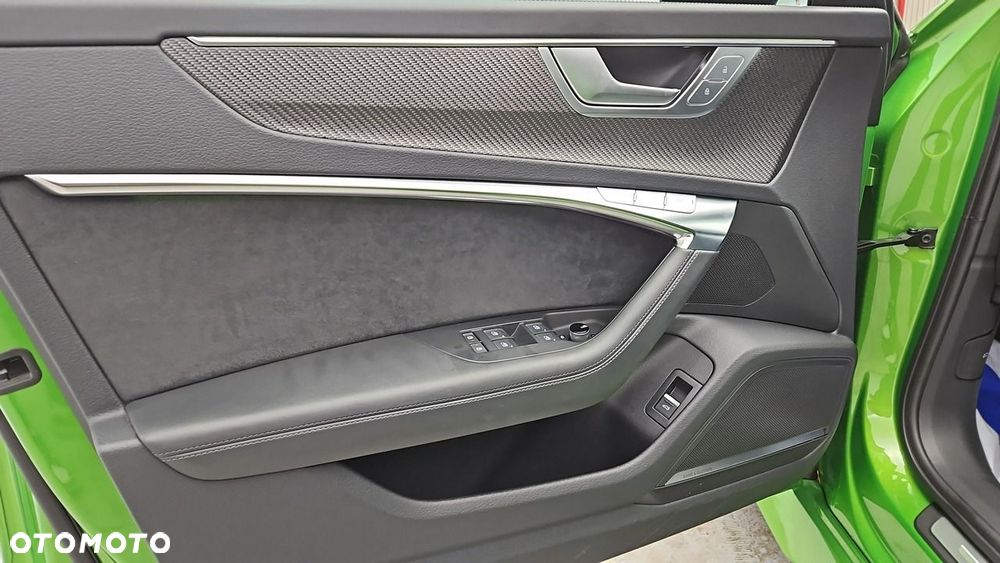 Audi RS6 Avant TFSI mHEV Quattro Performance Tiptronic - 10