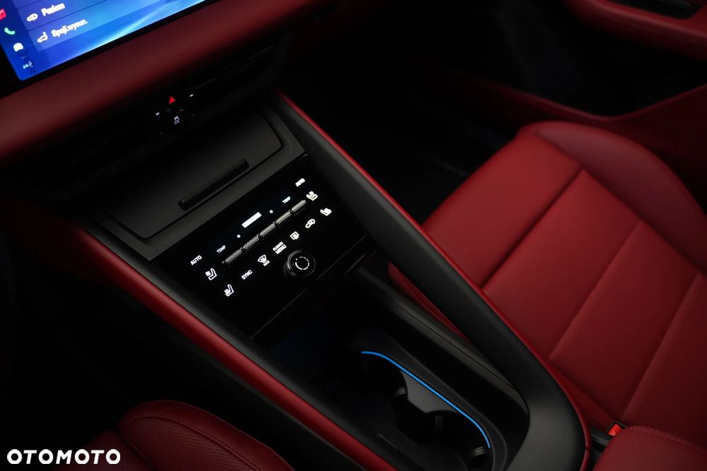Porsche Macan 2025