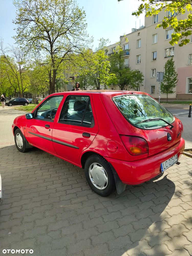 Ford Fiesta - 5