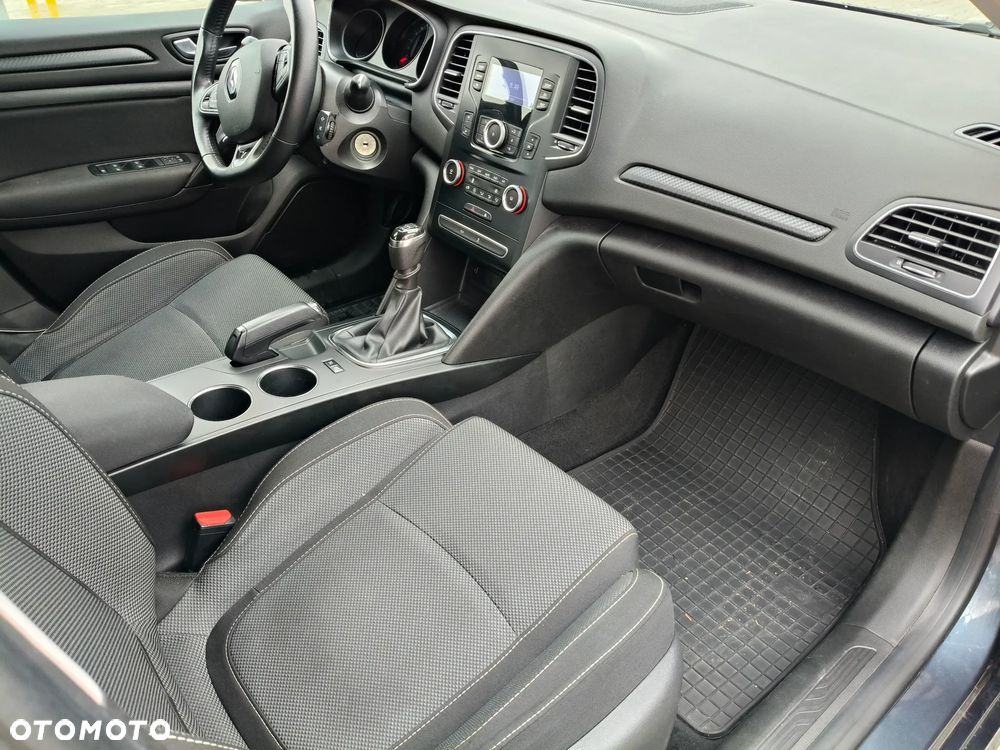 Renault Megane 1.5 Blue dCi Business - 13