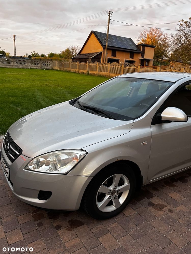 Kia Ceed Cee'd 1.4 Comfort - 9
