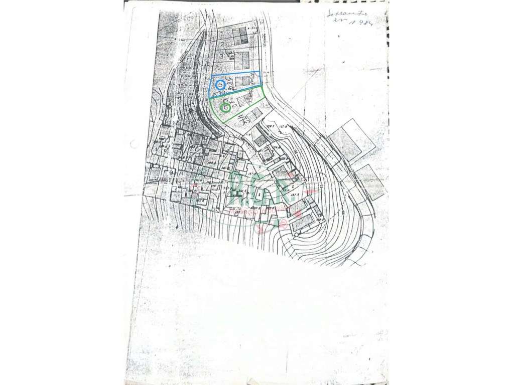 Lote Moradia 4 Frentes (680m2) - São Pedro da Cova - Grande imagem: 2/7