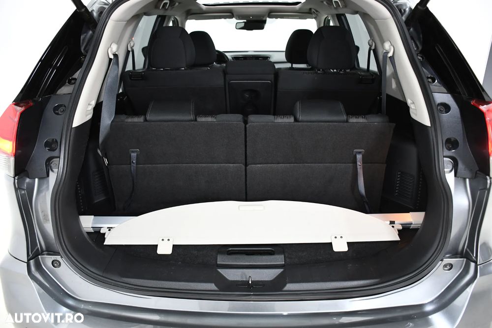 Nissan X-Trail 1.6 dCi N-Connecta - 19