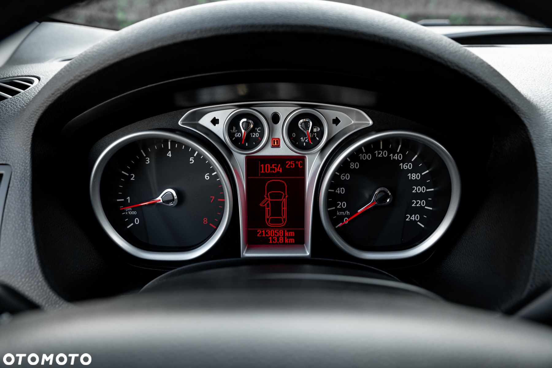 Ford Kuga 2.5 Titanium - 31