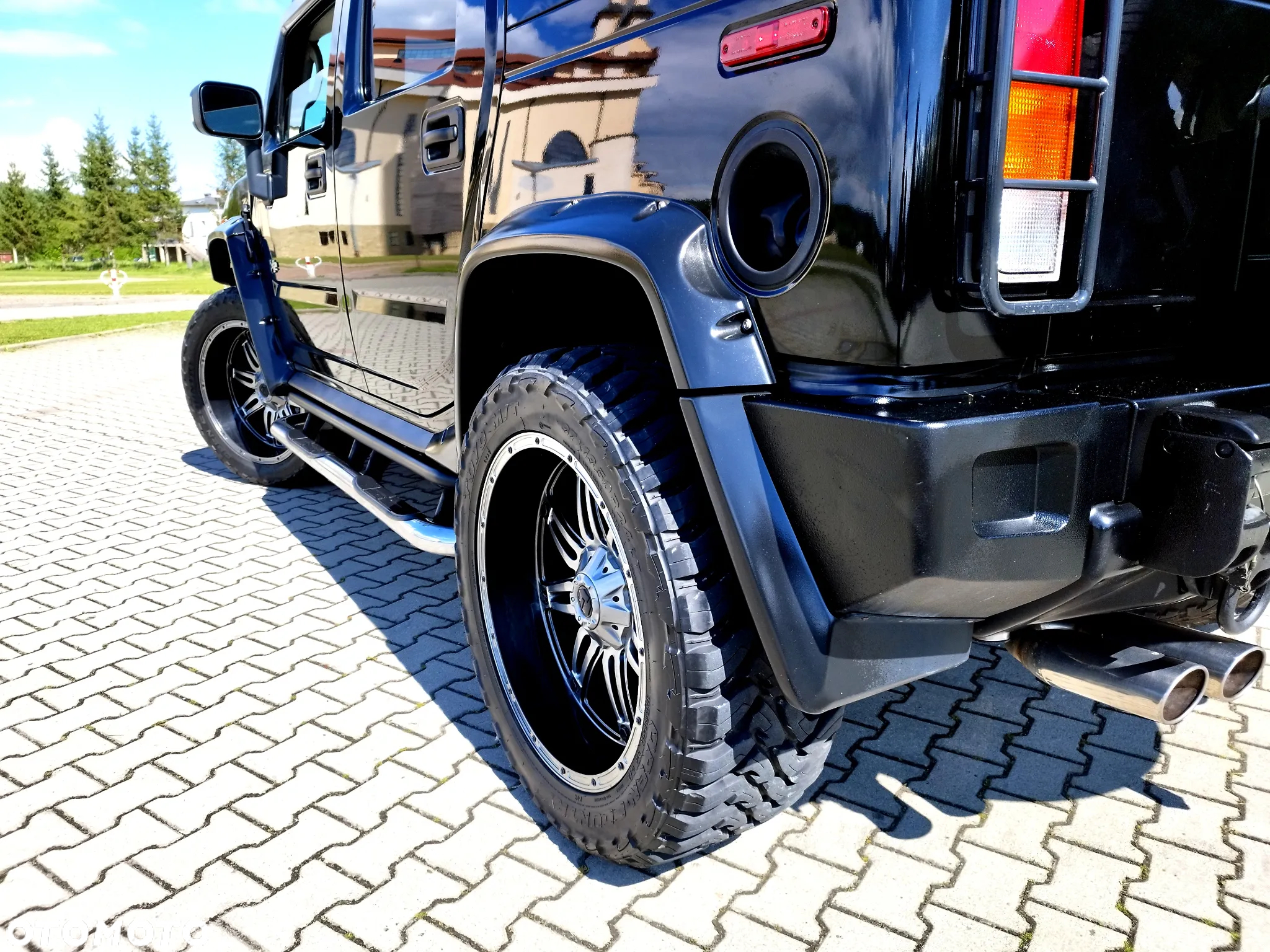 Hummer H2 6.0 V8 - 6