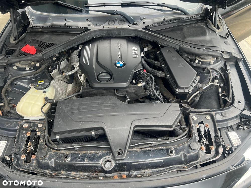BMW Seria 3 320d Sport Line - 18