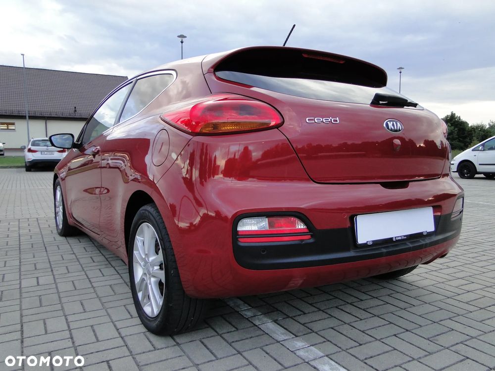 Kia ProCeed 1.6 GDI DCT Spirit - 3