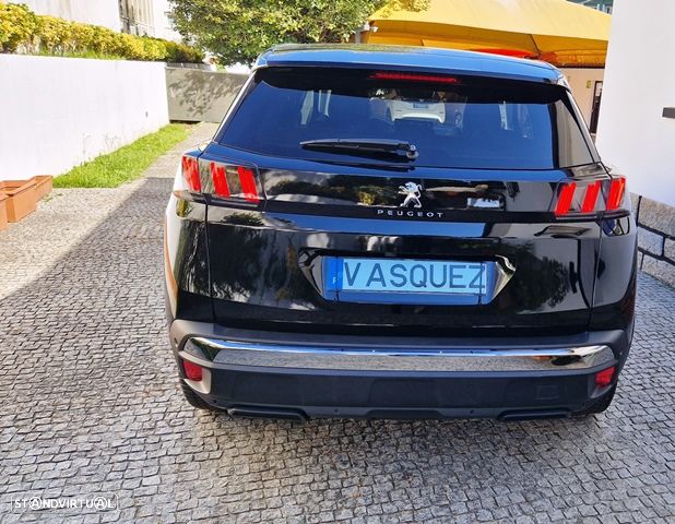 Peugeot 3008 1.6 Hybrid Allure Pack e-EAT8 - 4