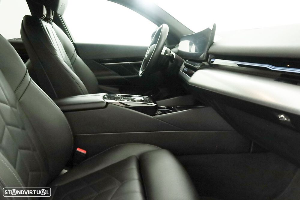BMW 520 d Pack Desportivo M - 20