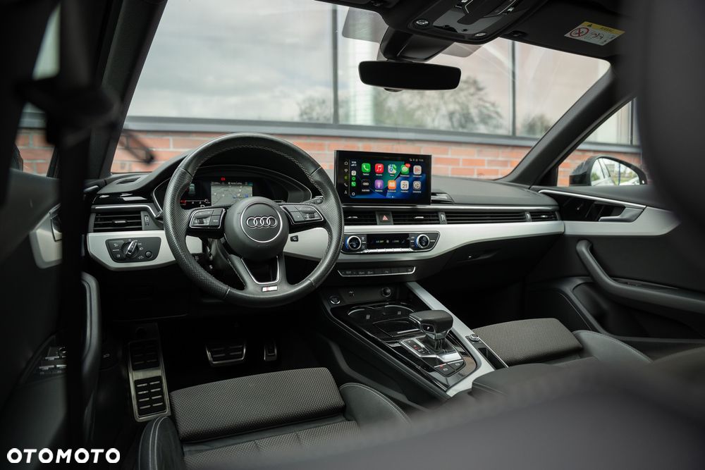 Audi A4 Avant 35 TFSI S tronic S line - 28