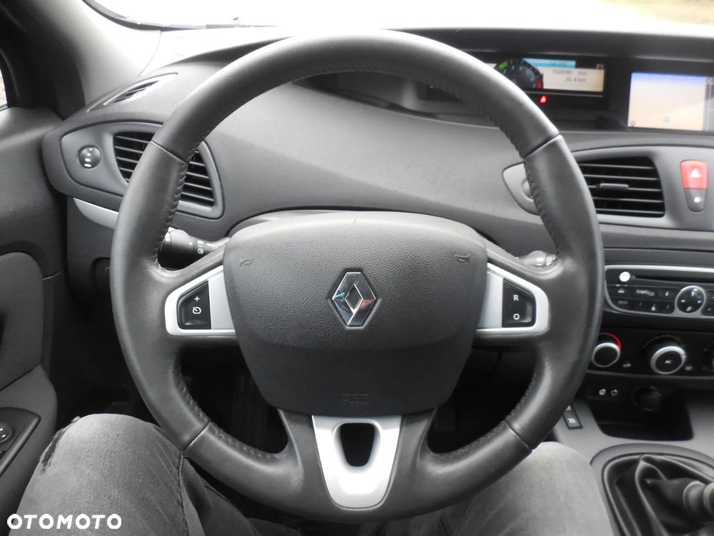 Renault Scenic 1.6 16V 110 Authentique - 16