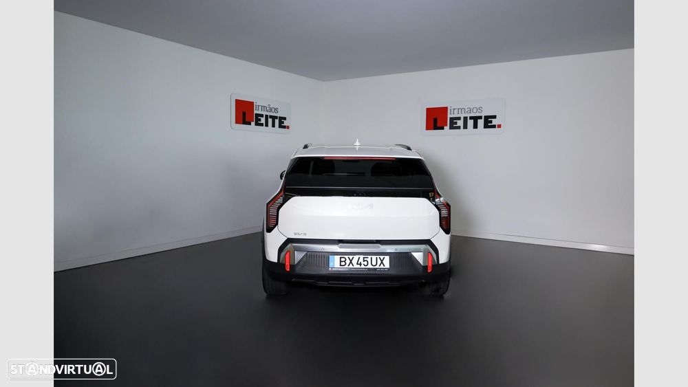 Kia EV3 81.4 kWh Tech - 23
