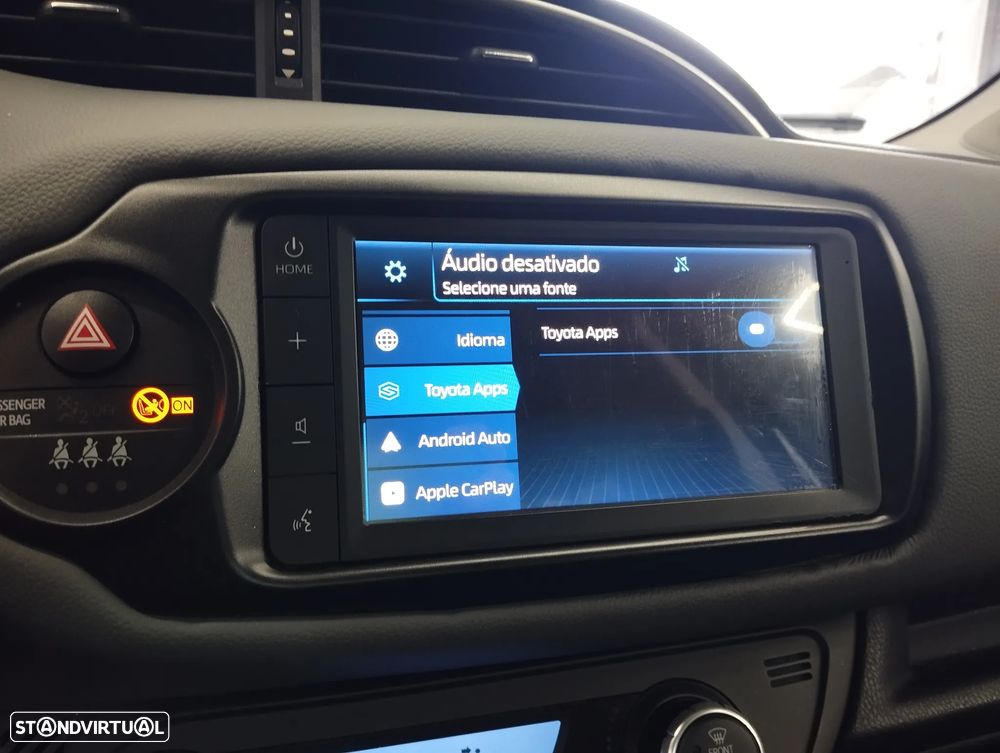 Toyota Yaris 1.5 HDF Comfort - 23