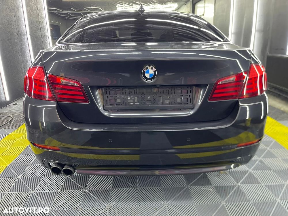 BMW Seria 5 525d xDrive Aut. - 5