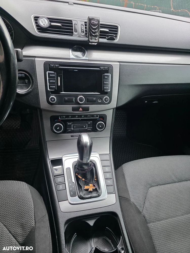 Volkswagen Passat 2.0 Blue TDI DSG SCR Comfortline - 8