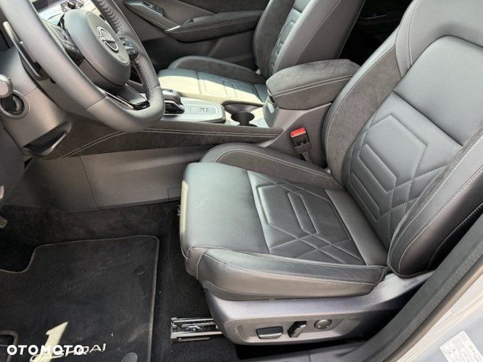 Nissan Qashqai - 11