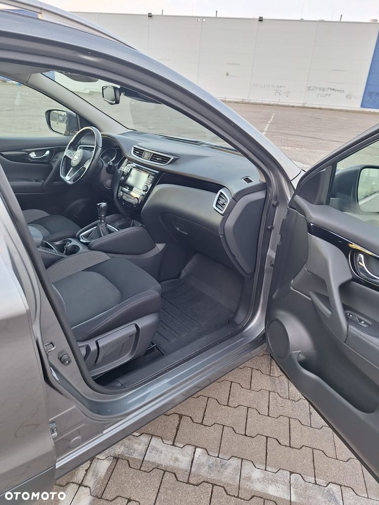 Nissan Qashqai 1.3 DIG-T N-CONNECTA - 7
