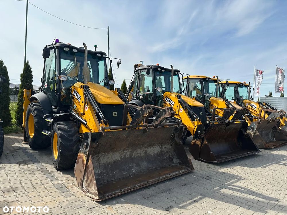 JCB 3CX CONTRACTOR JOYSTICK 110KM/3780mtg/R.2018 - 29