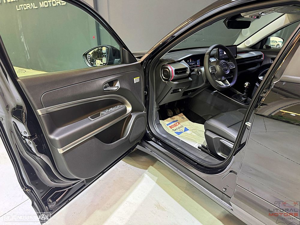 Jeep Avenger 1.2 GSE T3 Altitude - 14