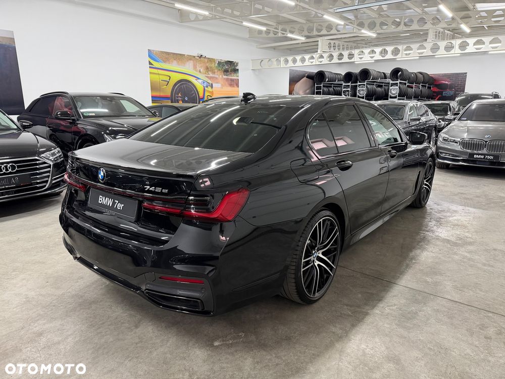 BMW Seria 7 745e sport - 7