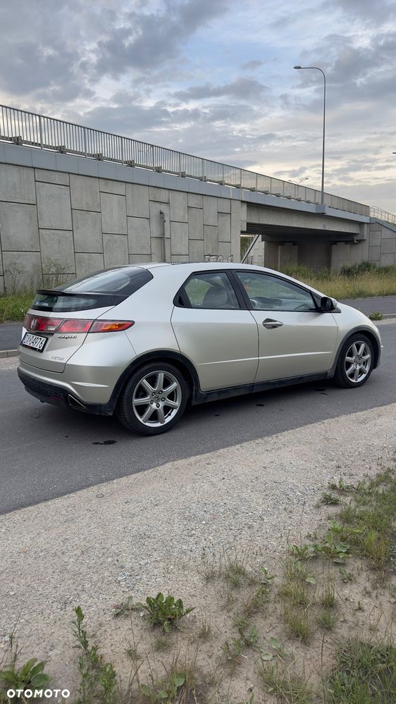 Honda Civic 2.2i-CTDi Executive NAVI - 5