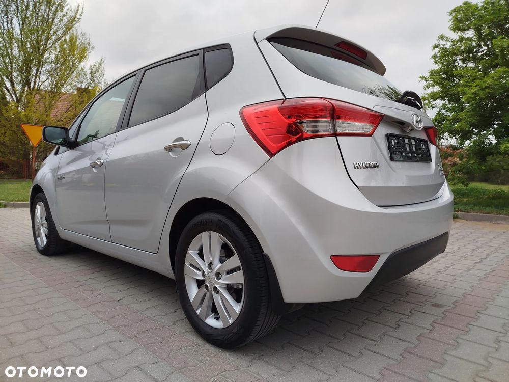 Hyundai ix20 1.4 blue Trend - 21