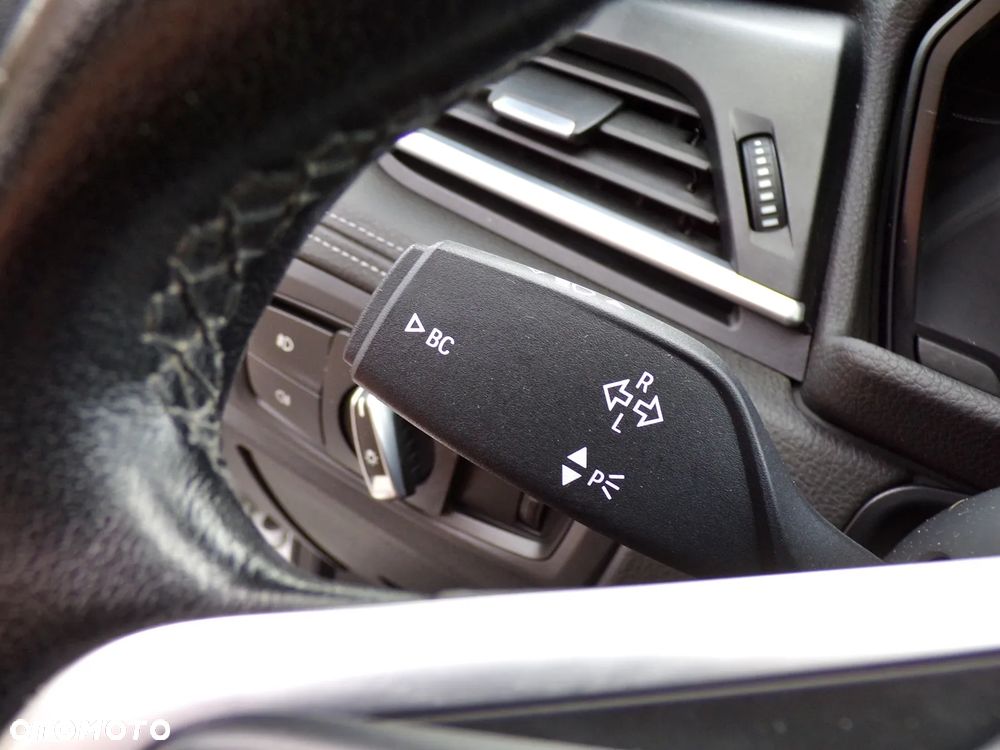 BMW Seria 2 218d GT Sport Line - 21