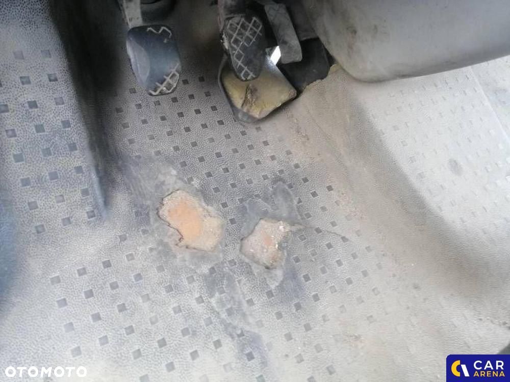 Volkswagen Transporter - 33