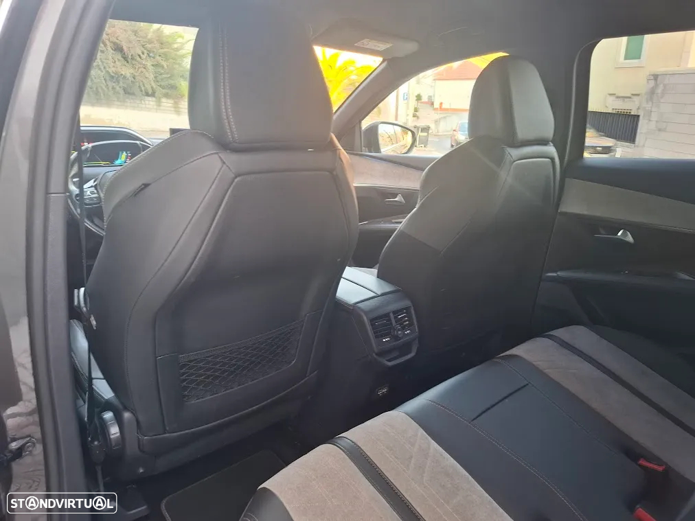 Peugeot 3008 1.6 Hybrid GT Line e-EAT8 - 32