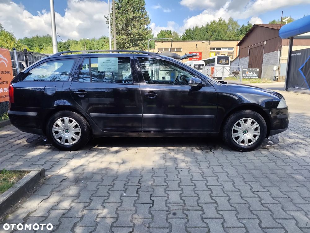 Skoda Octavia 1.6 Combi - 3