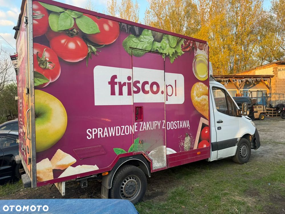 Mercedes-Benz Sprinter - 4