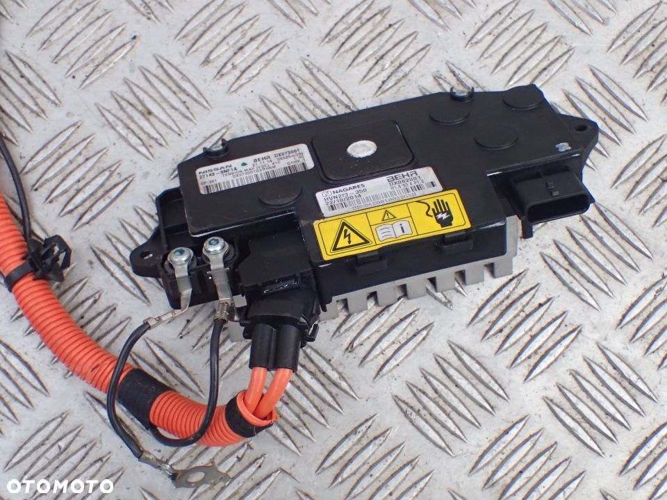 NISSAN LEAF WYMIENNIK CIEPŁA 27143 3NF1A