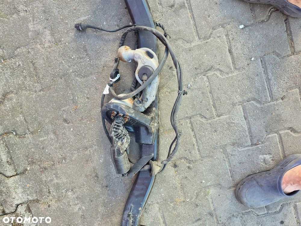 Hak holowniczy do Volkswagen Tiguan 5NA092161F - 9