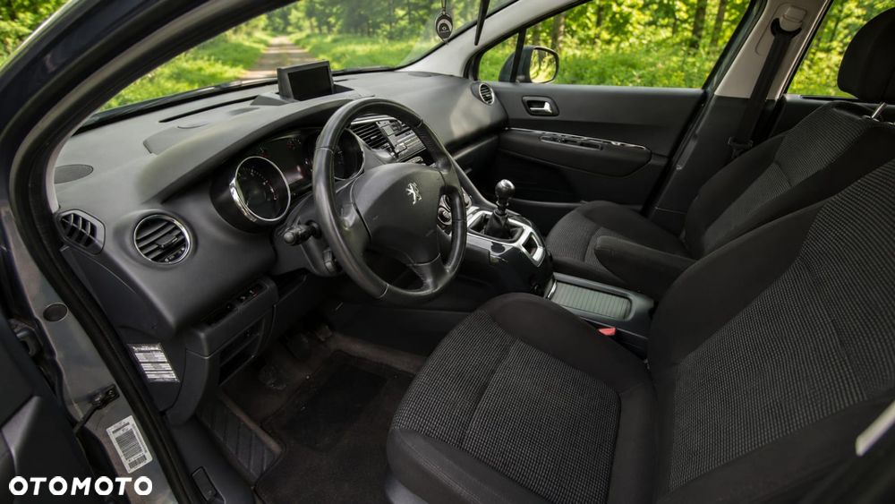 Peugeot 5008 - 6
