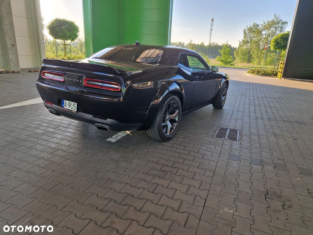 Dodge Challenger 3.6 SXT Plus - 3