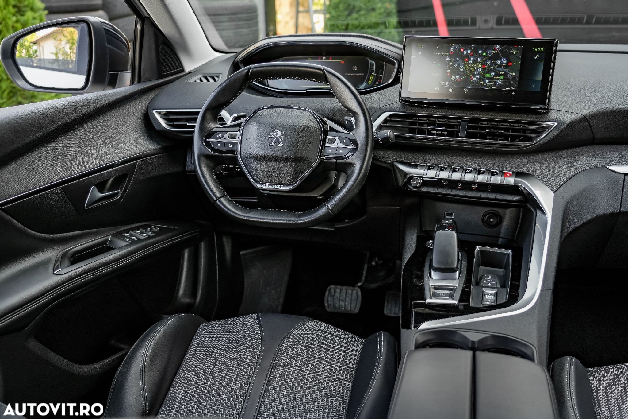 Peugeot 3008 PHEV EAT8 Allure - 13