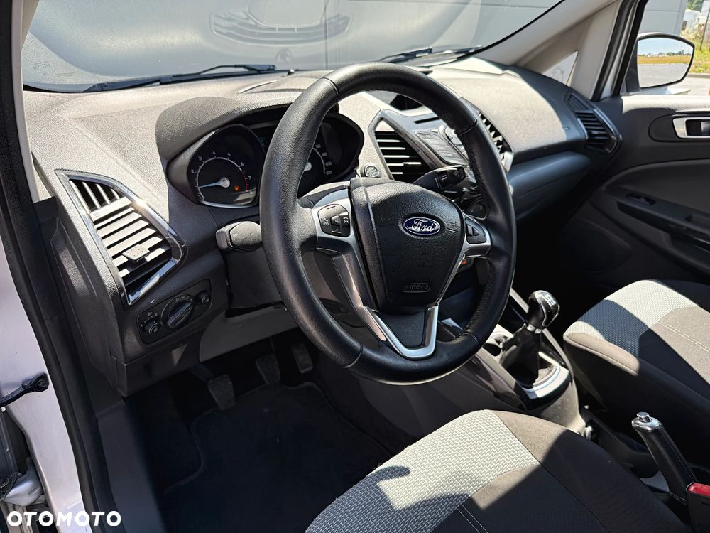 Ford EcoSport - 13