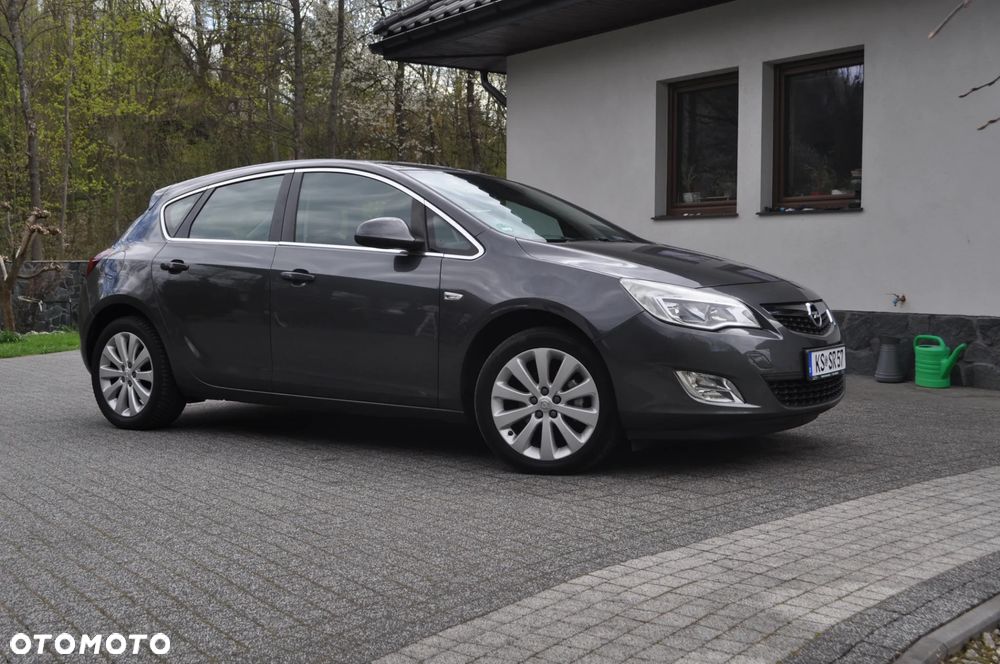 Opel Astra 1.4 Turbo Cosmo - 3
