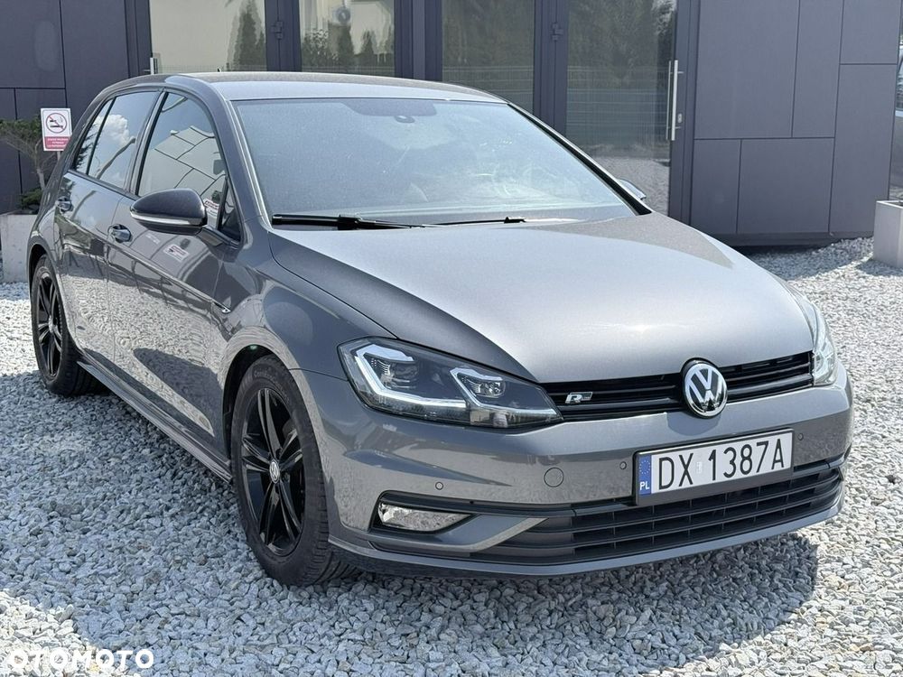 Volkswagen Golf 1.5 eTSI OPF DSG R-Line - 3