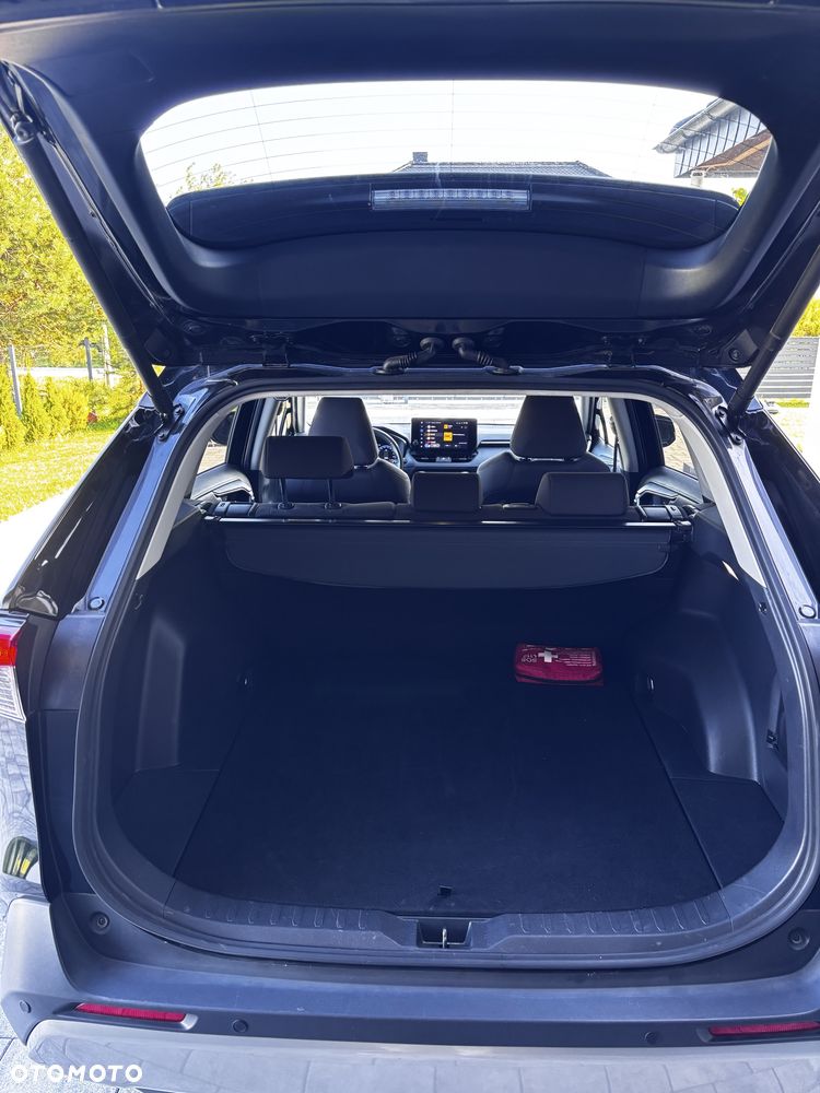 Toyota RAV4 - 6