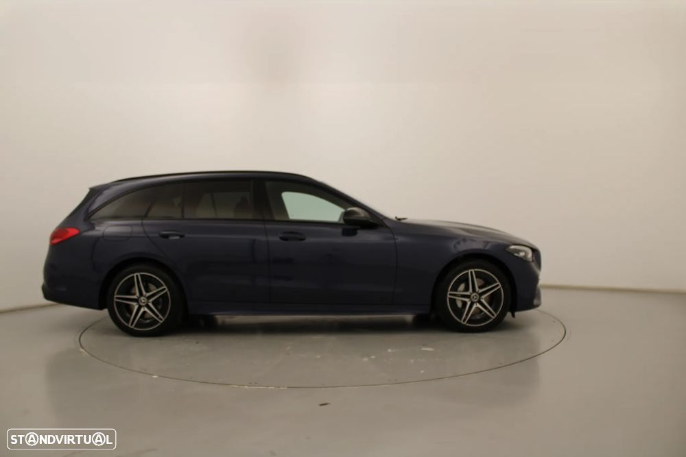 Mercedes-Benz C 300 de AMG Line - 4