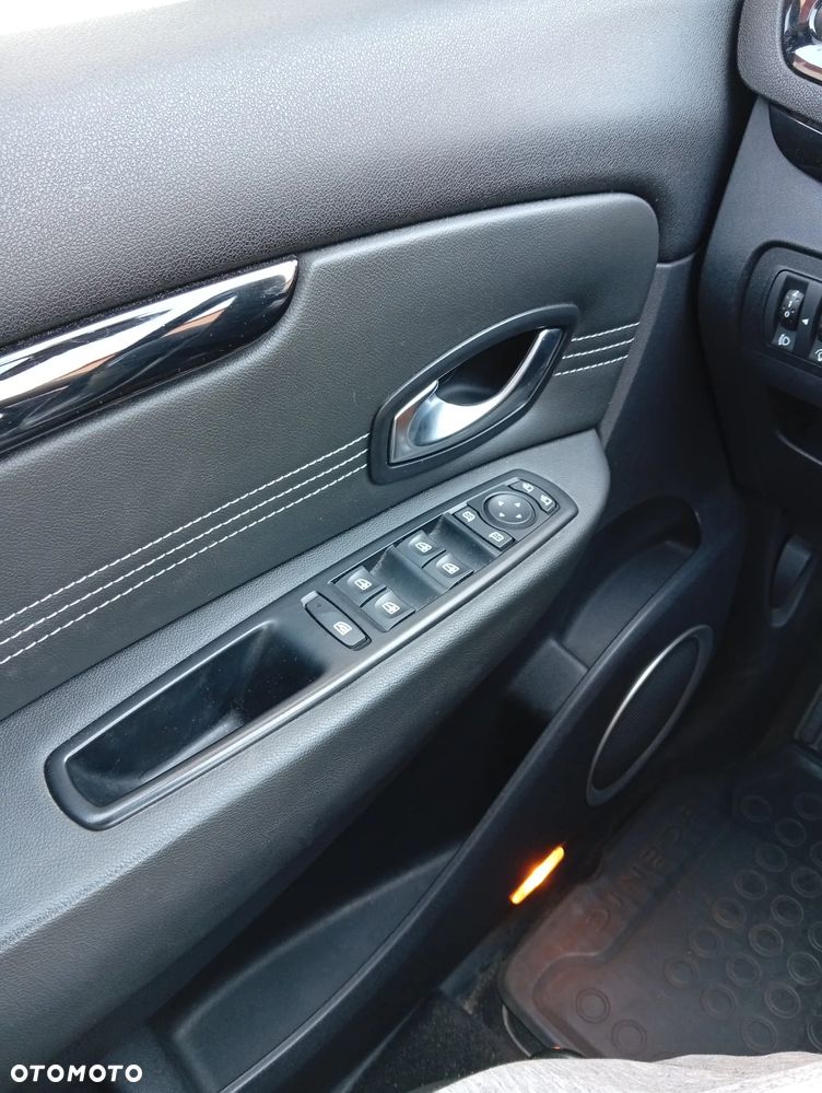 Renault Grand Scenic TCe 130 Dynamique - 15