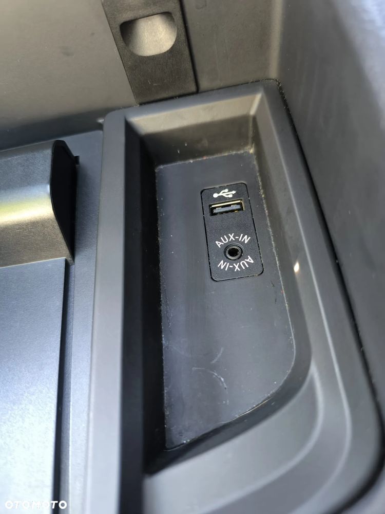 BMW Seria 3 335i xDrive Edition Sport - 33