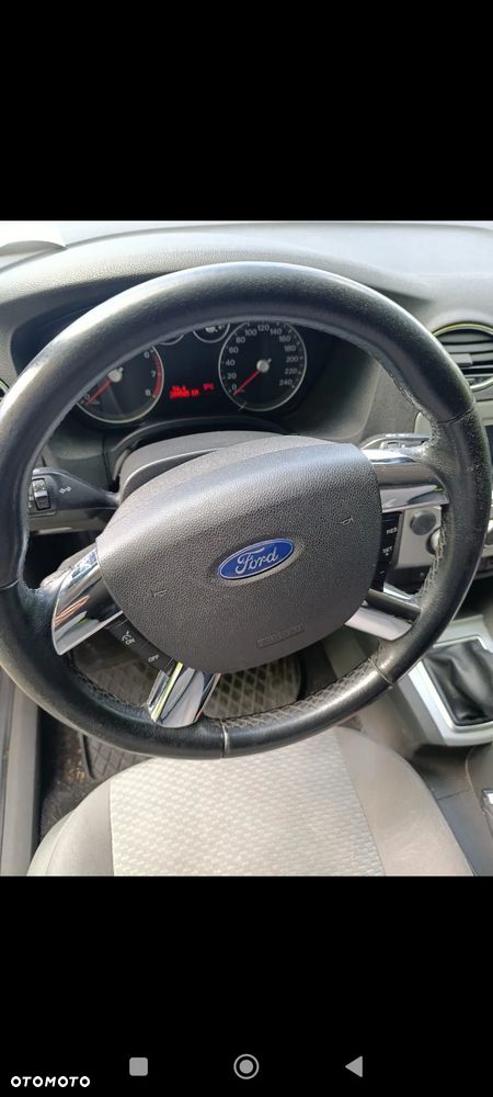 Ford Focus 1.6 Ti-VCT Platinium X - 2