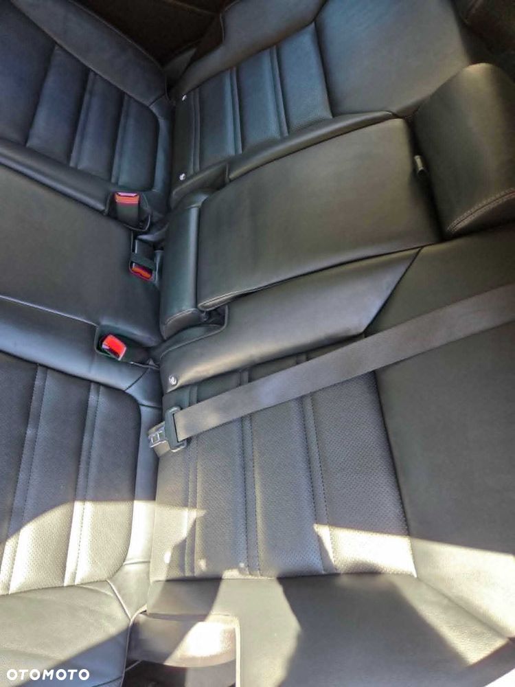 Kia Sorento - 8