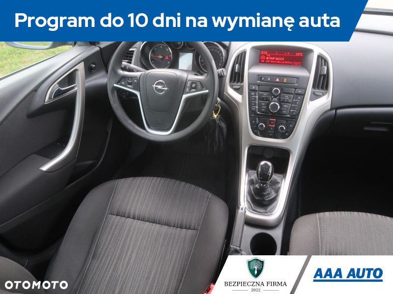 Opel Astra - 8