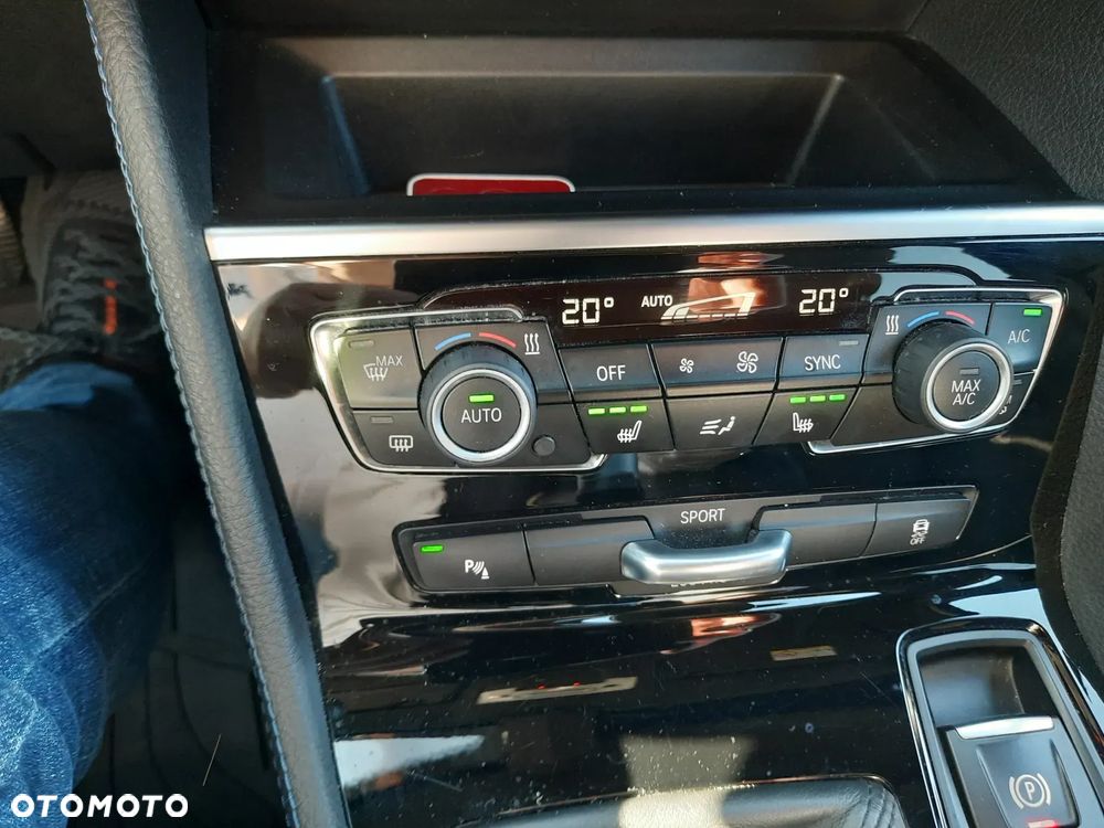 BMW Seria 2 218d M Sport - 19