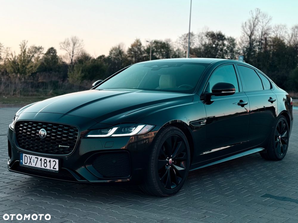 Jaguar XF D200 R-Dynamic SE - 4