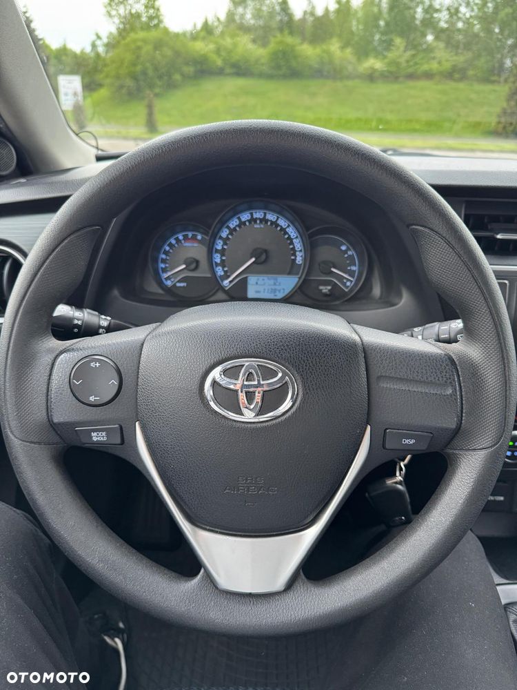 Toyota Auris 1.33 VVT-i Active - 16