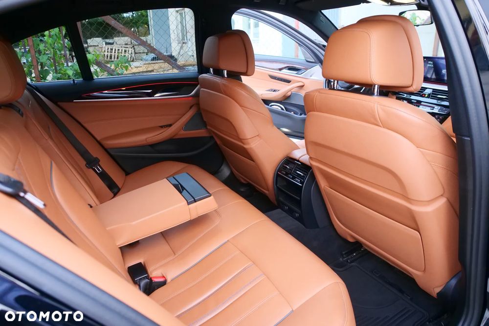 BMW Seria 5 520d Luxury Line - 8
